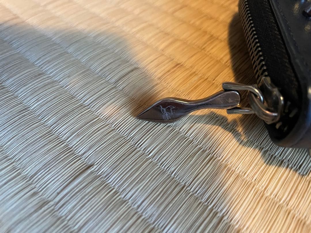 本日16時まで⭐️ルブタンChristian Louboutin スタッズ長財布