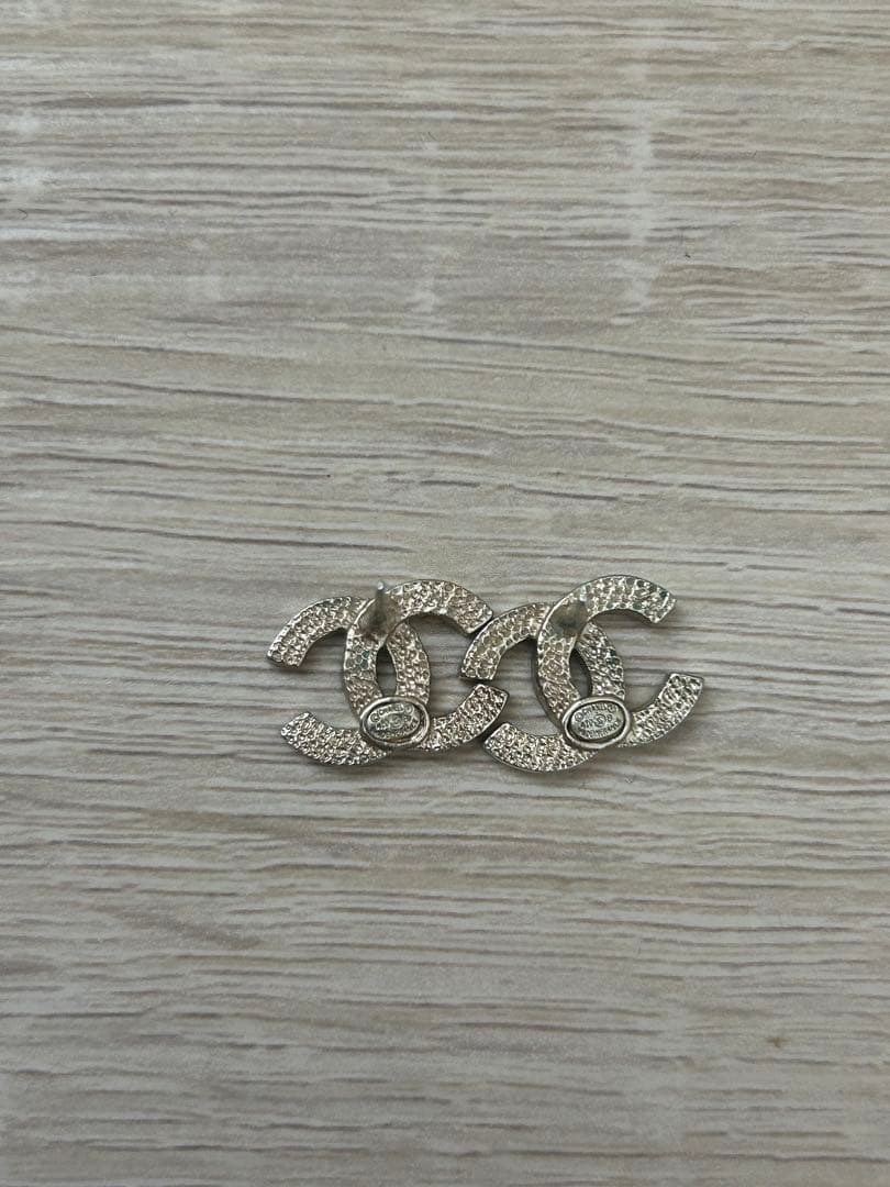 Chanel CCロゴピアス シルバー クリスタル