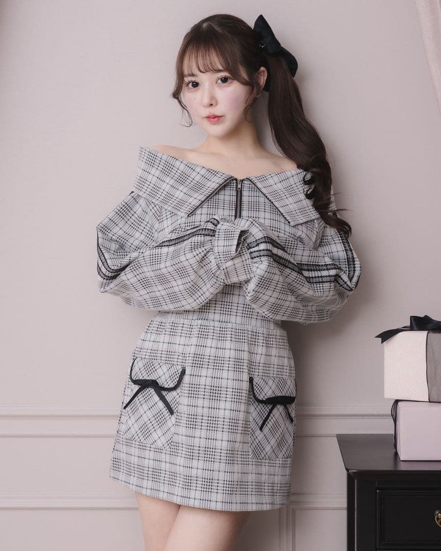 pium レースラインチェックカットワンピース