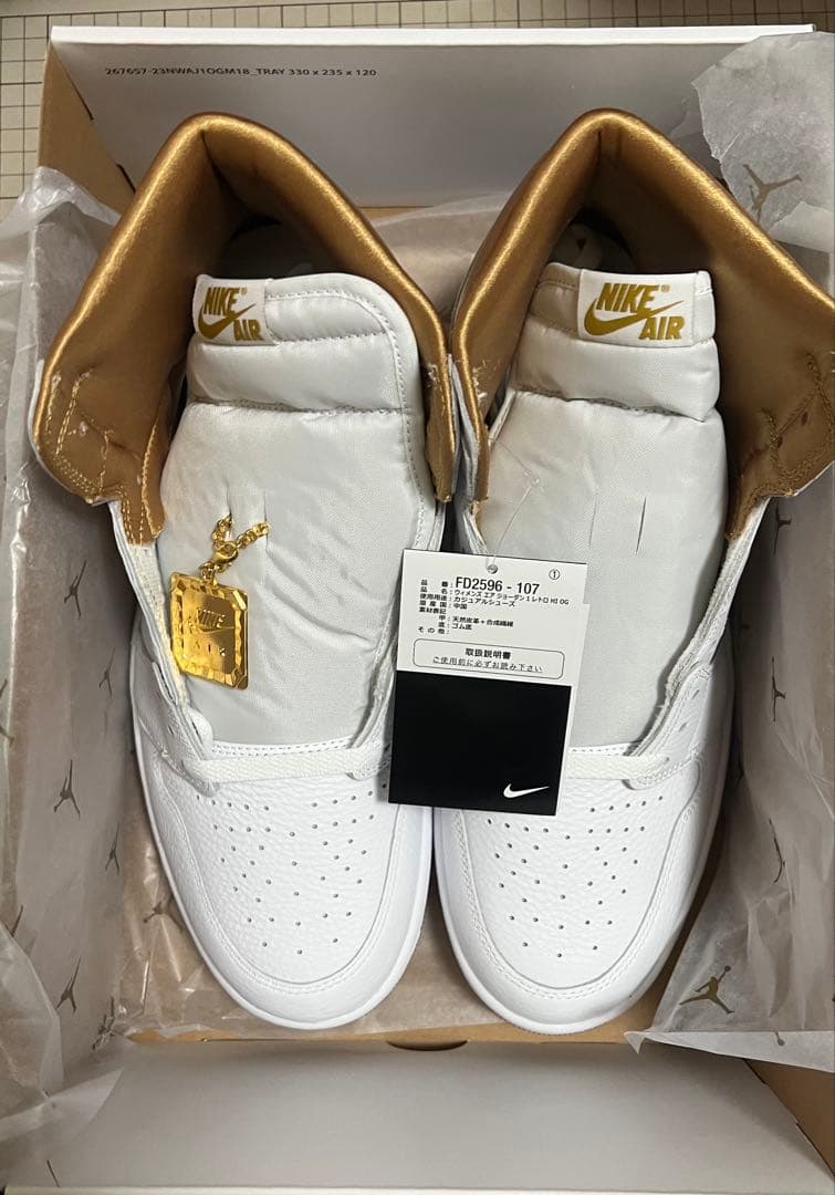 【未使用品】NIKE AIR Jordan 1 Retro HI OG 白/金