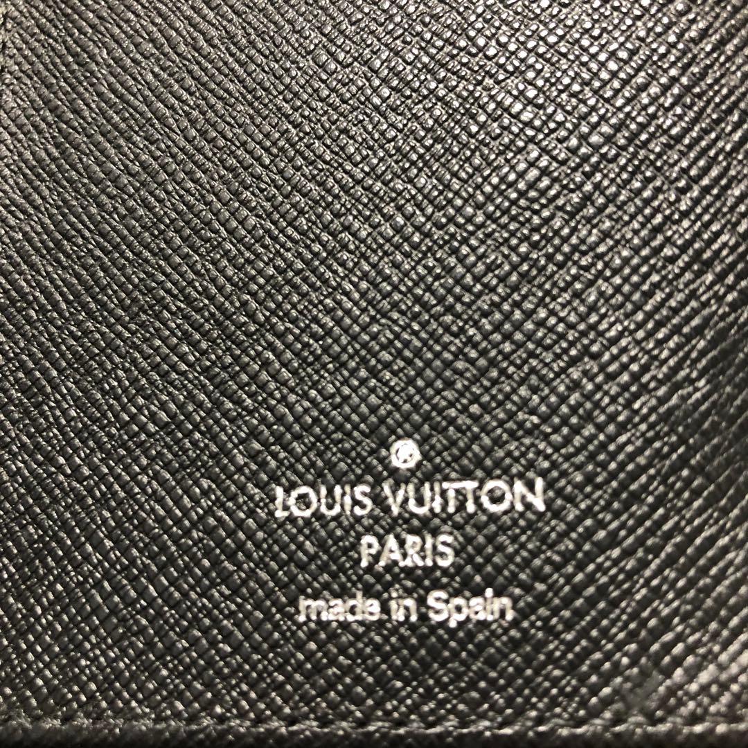 ルイヴィトン ダミエグラフィット ヴェルティカル ジッピーウォレット