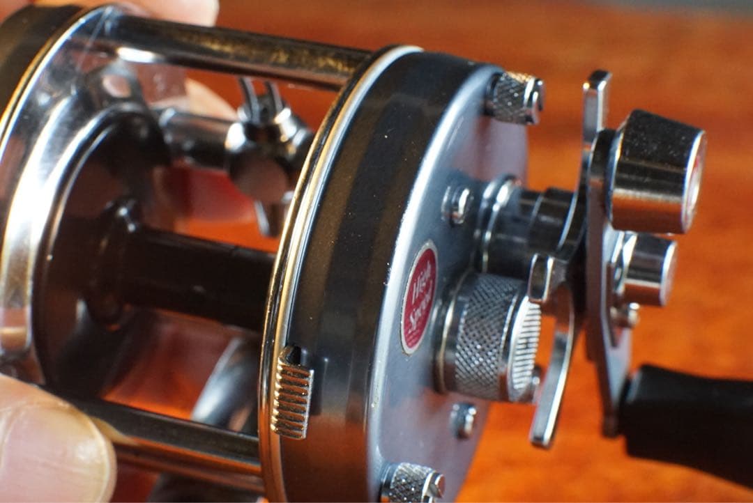 ABU アンバサダー 5500C メンテ済 フレーム修正済