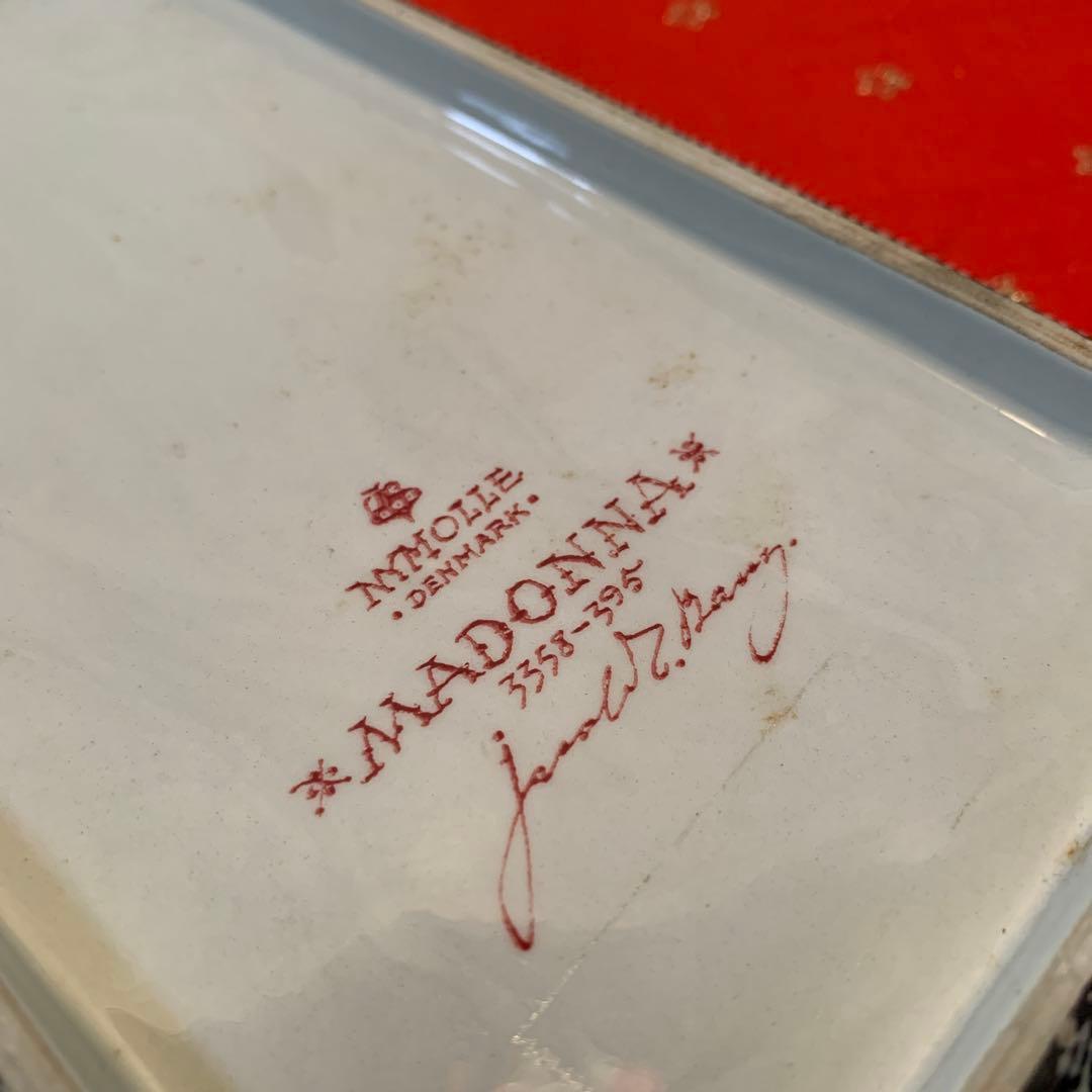 デンマーク製　激レアビンテージのニモール窯のマリア様の壁掛けプレート！綺麗です！