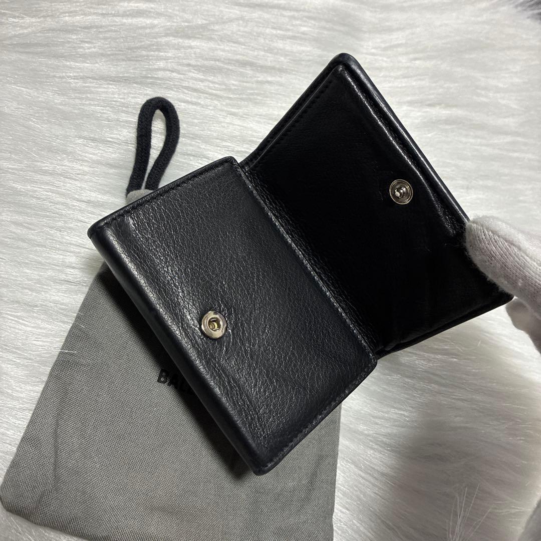 バレンシアガ　財布　三つ折り財布　0710