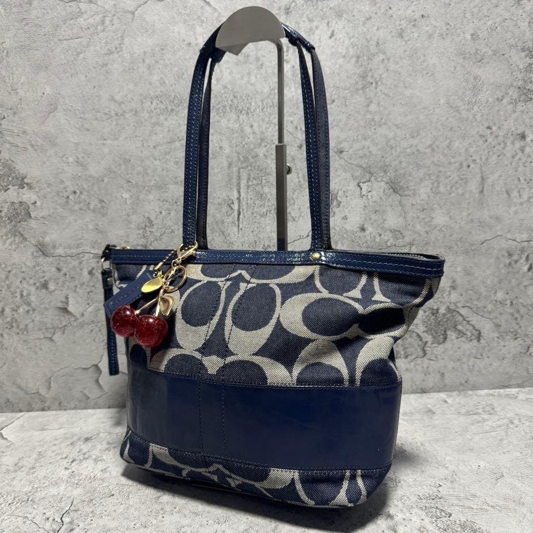バッグ Coach Denim Signature Tote Bag