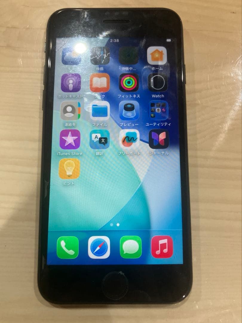 iPhoneSE 128GB バッテリー74% SIMフリー 初期化済み