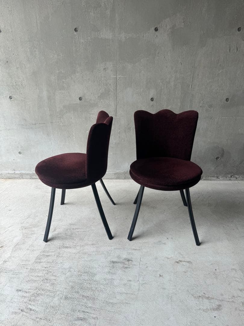 ベルベットチェア　ミッドセンチュリー　ポップ　ポストモダン