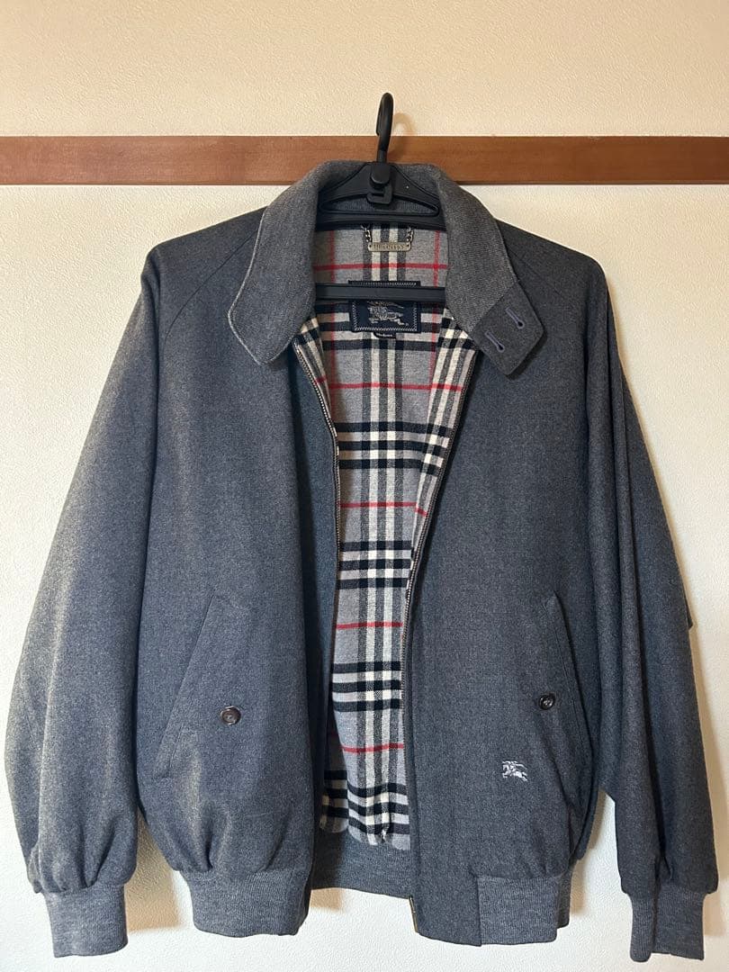 バーバリー ブルゾン