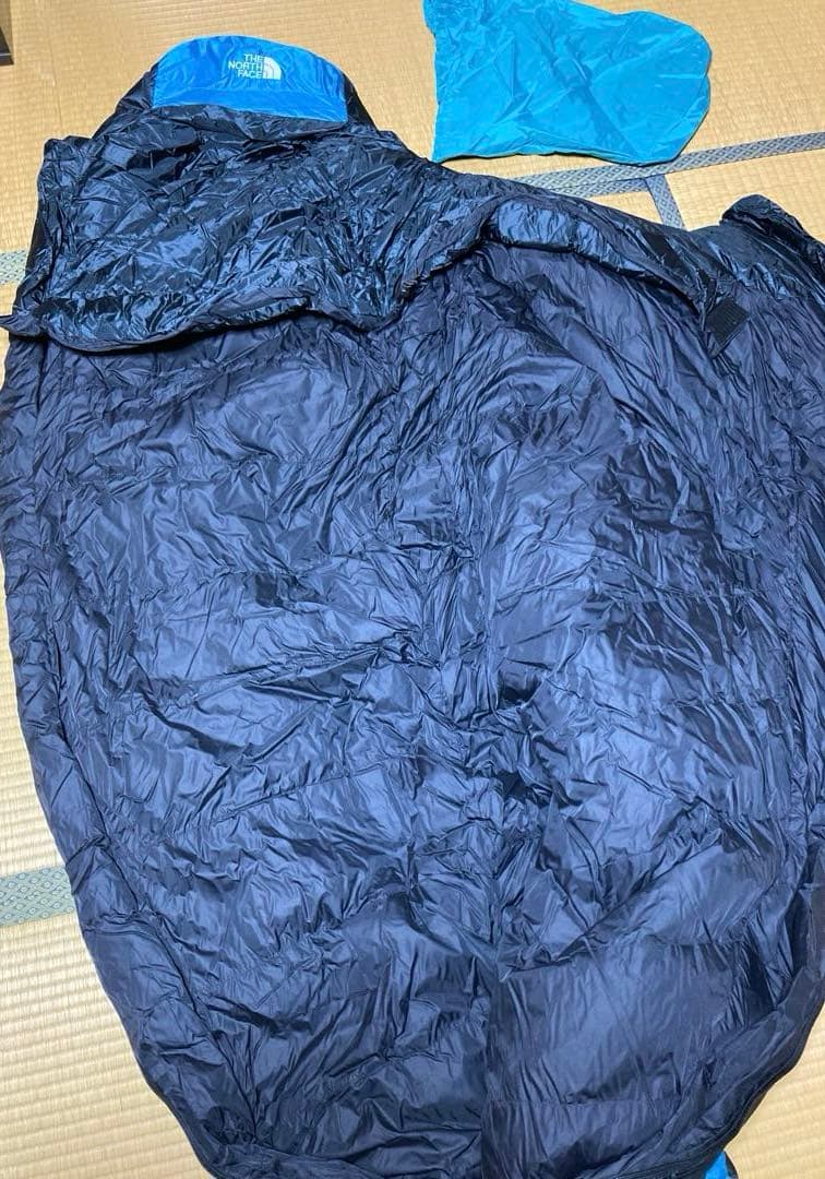 The North Face マミー型ダウン寝袋 青/黒　極寒地可能