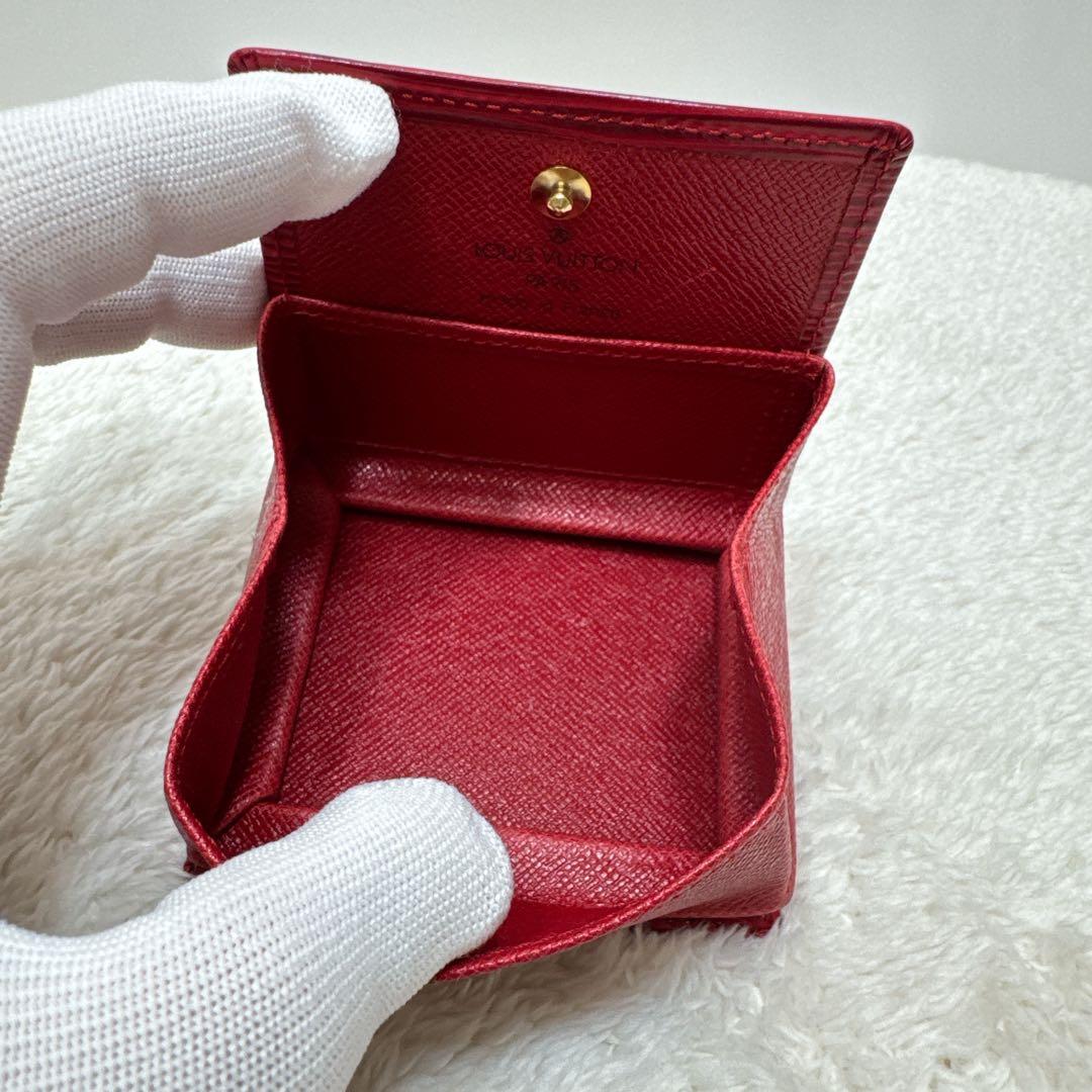 LOUIS VUITTON エピ 小銭入れ ケース M6369E