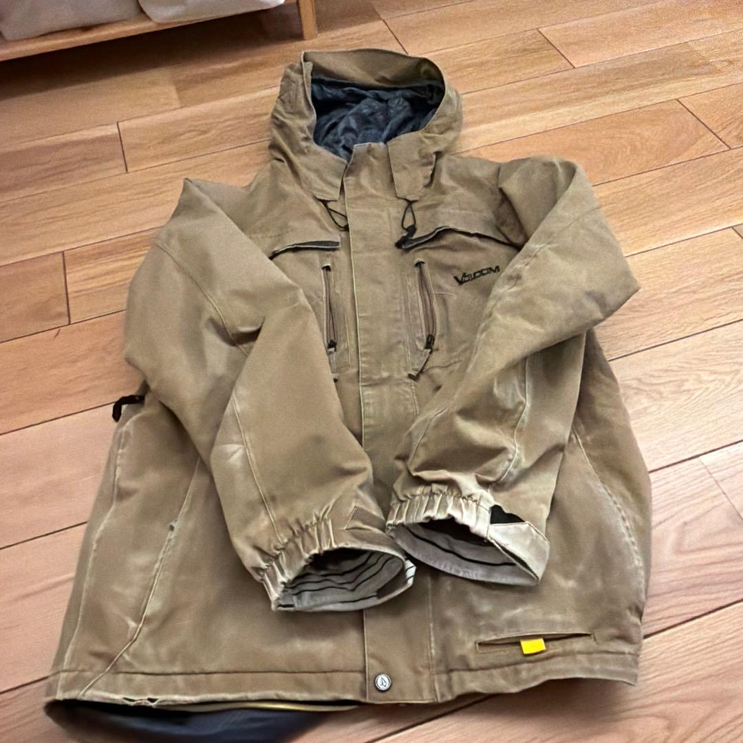 ボルコム　VOLCOM スノーボードウェア　上下セット