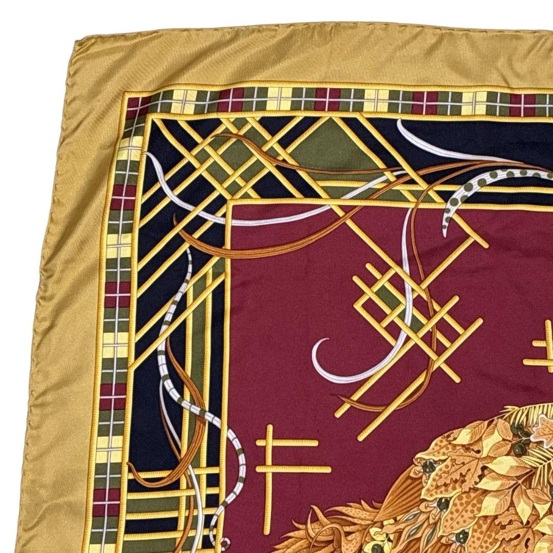 美品✨サルヴァトーレフェラガモ シルク イタリア キツネ 大判スカーフ ストール