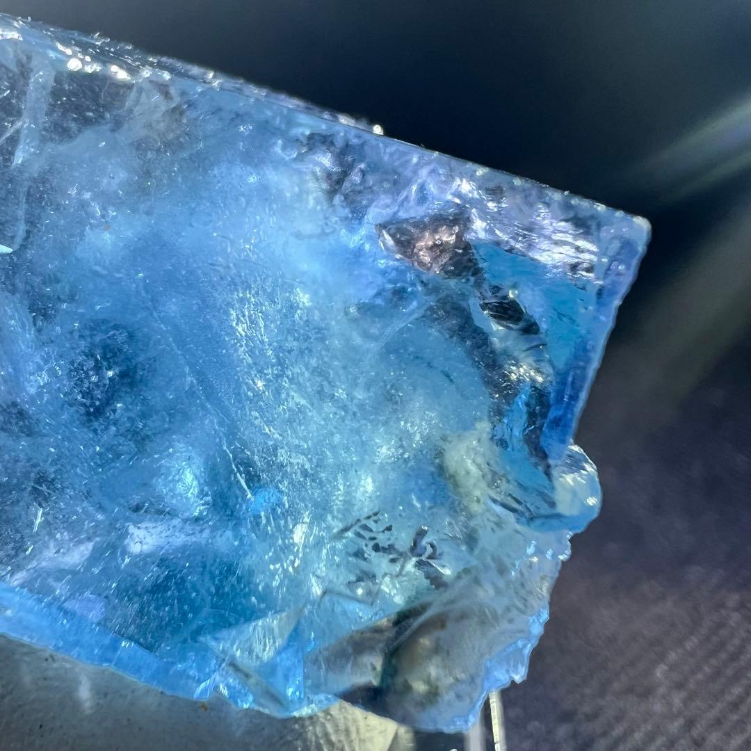 ヤオガンシャン産　「み空色」フローライト　スモーキークォーツ内包