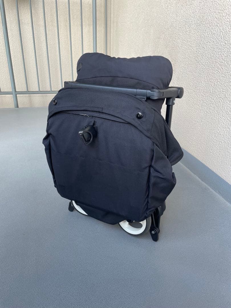 サイベックス折りたたみベビーカーブラック