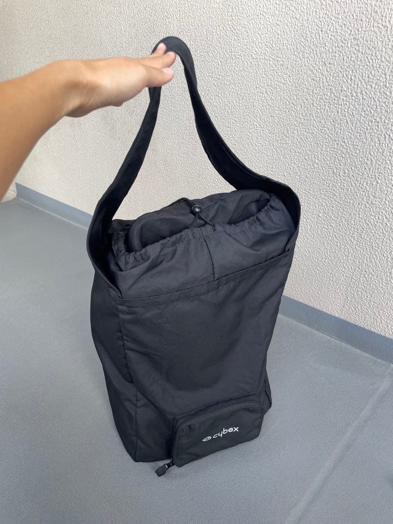 サイベックス折りたたみベビーカーブラック