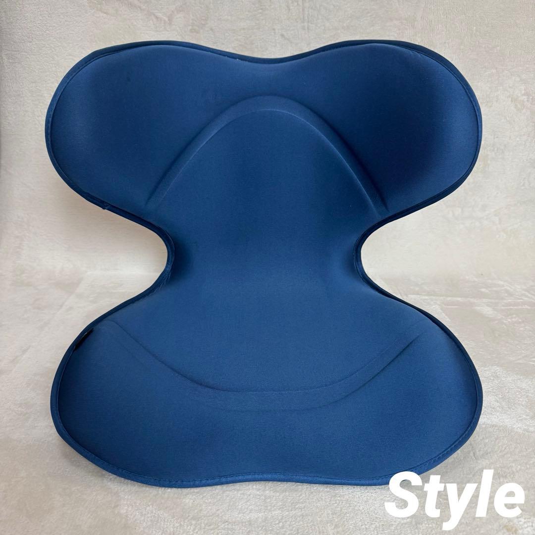 美品 MTG Style スタイル 座 椅子 ボディメイク シート スマート 青