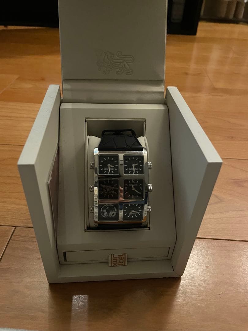 ice Link 多面時計 シルバー ブラック