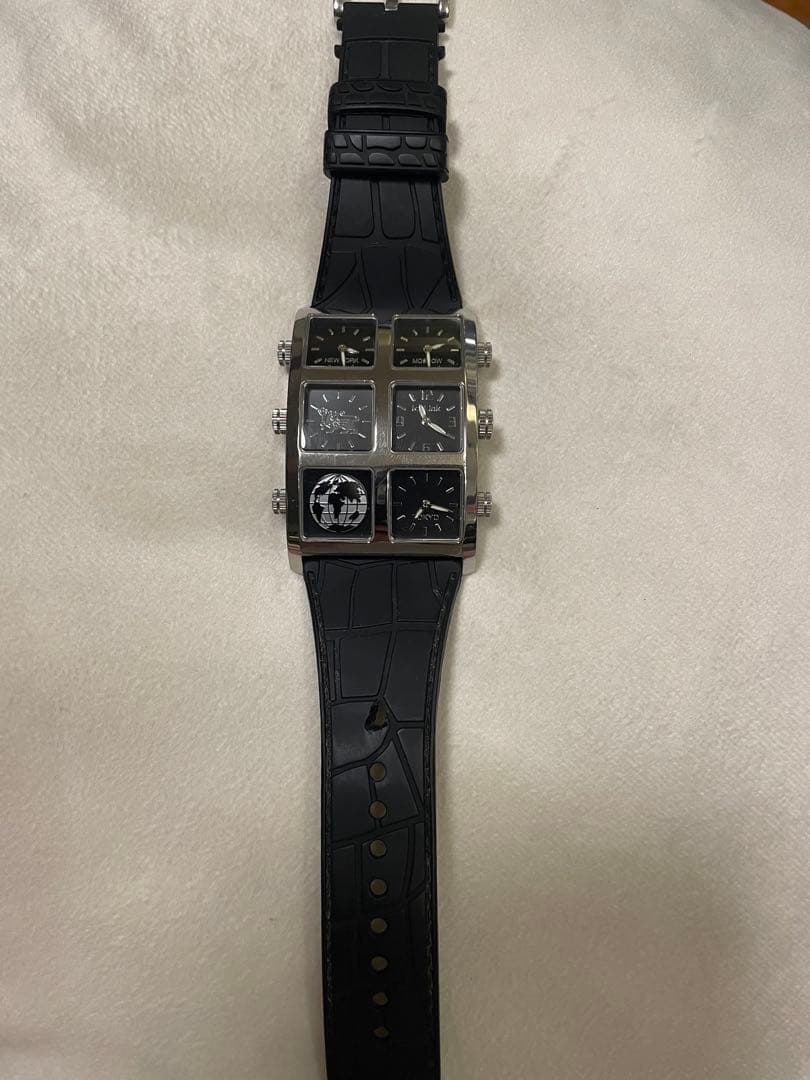 ice Link 多面時計 シルバー ブラック