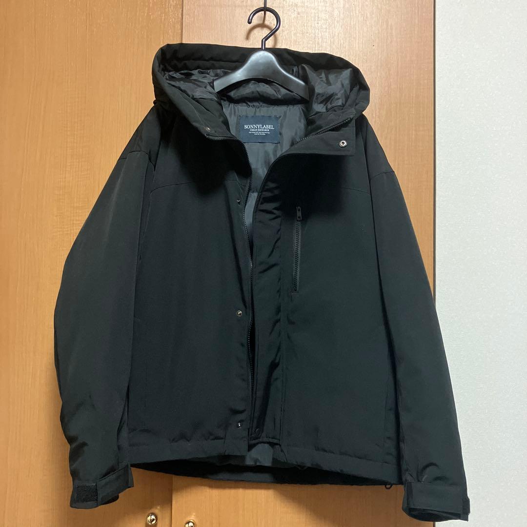 アーバンリサーチ サニーレーベル フーディーダウンジャケット ブラック