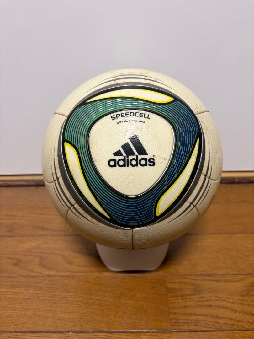 adidas スピードセル SPEEDCELL サッカーボール　5号球