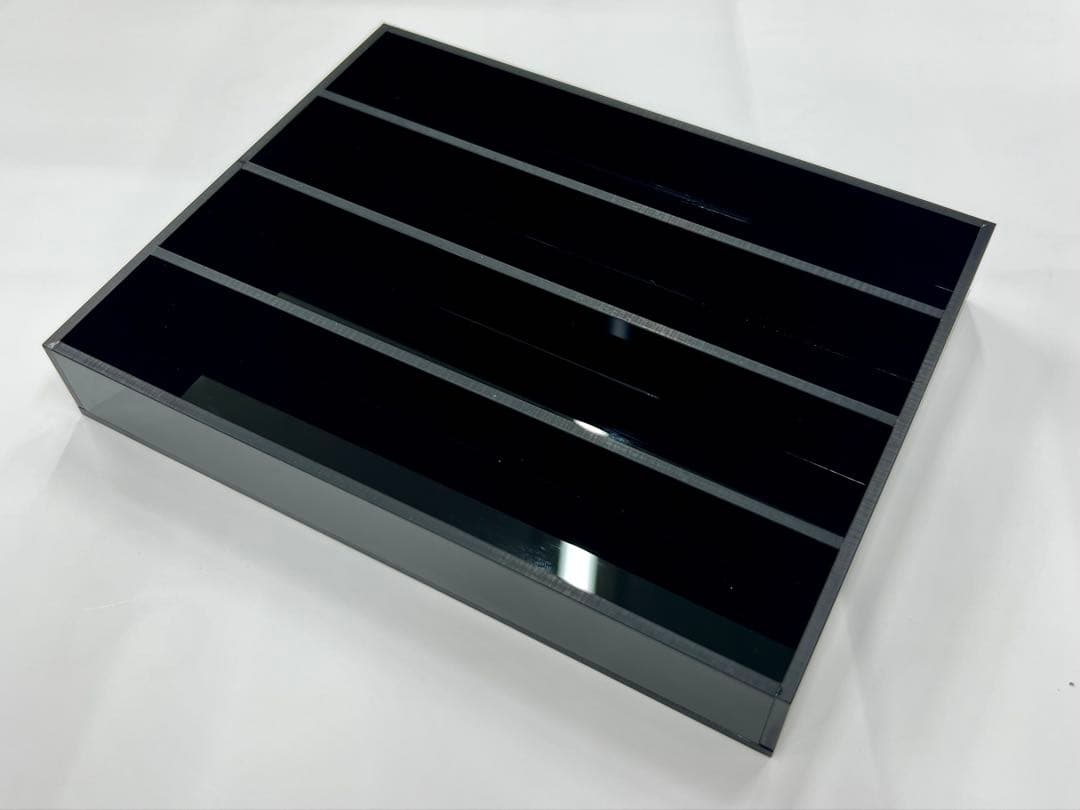 アクリル　マネースタンド　トレー　白・黒・透明