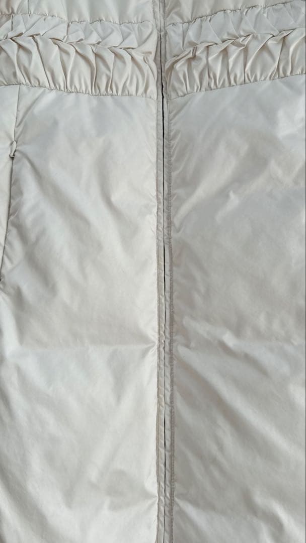 【Man Mara】ホワイトダウン　高級感お上品かつおしゃれ