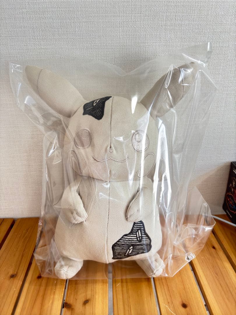 長*澤様 スモール Daniel Arsham×Pokemon plush Pi