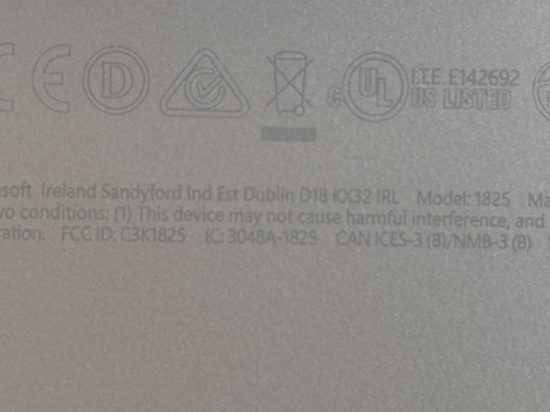 Surface Go LTE Advanced KAZ-00032 SIMフリー