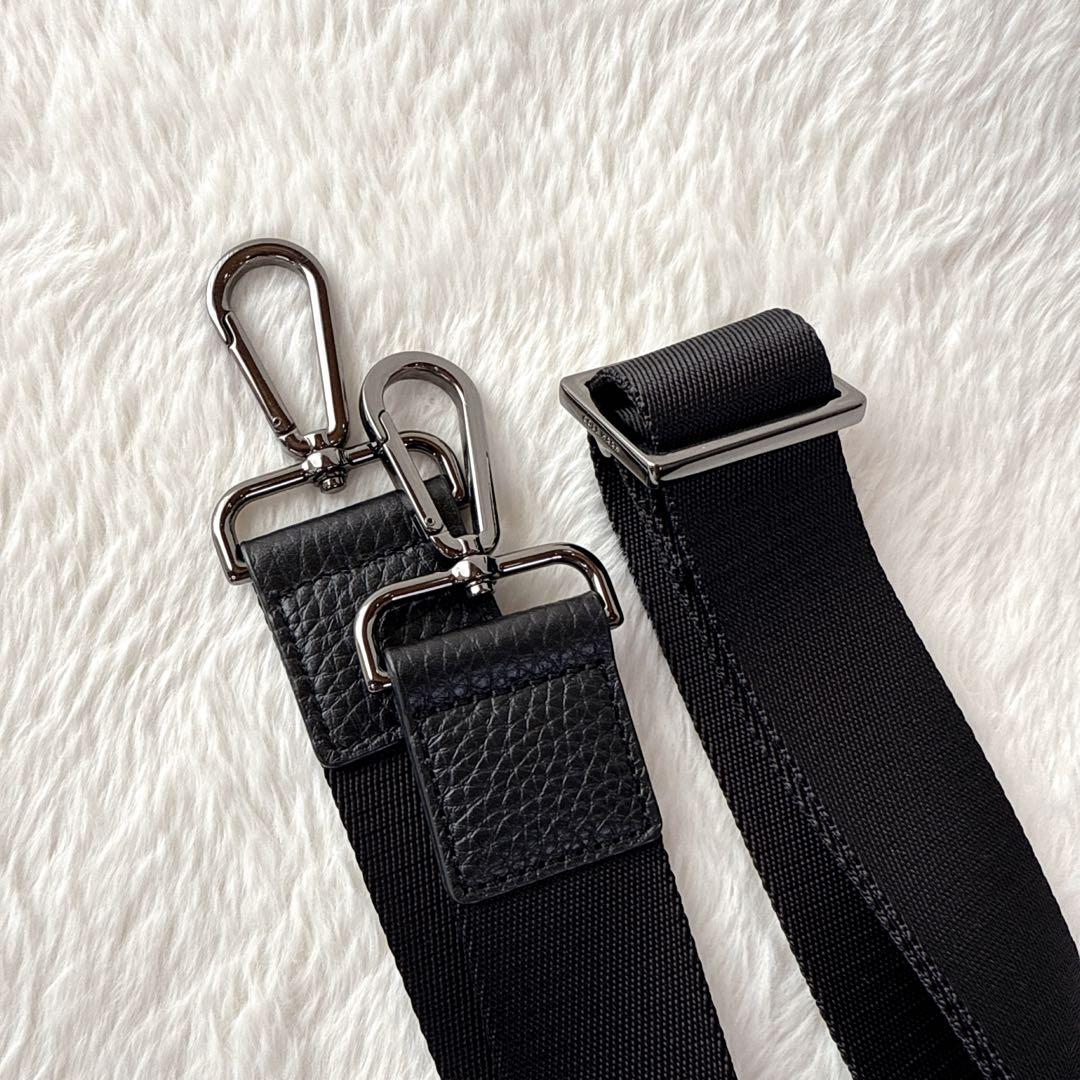 ☆美品 コールハーン メッセンジャーバッグ シボ革 2WAY ショルダーバッグ