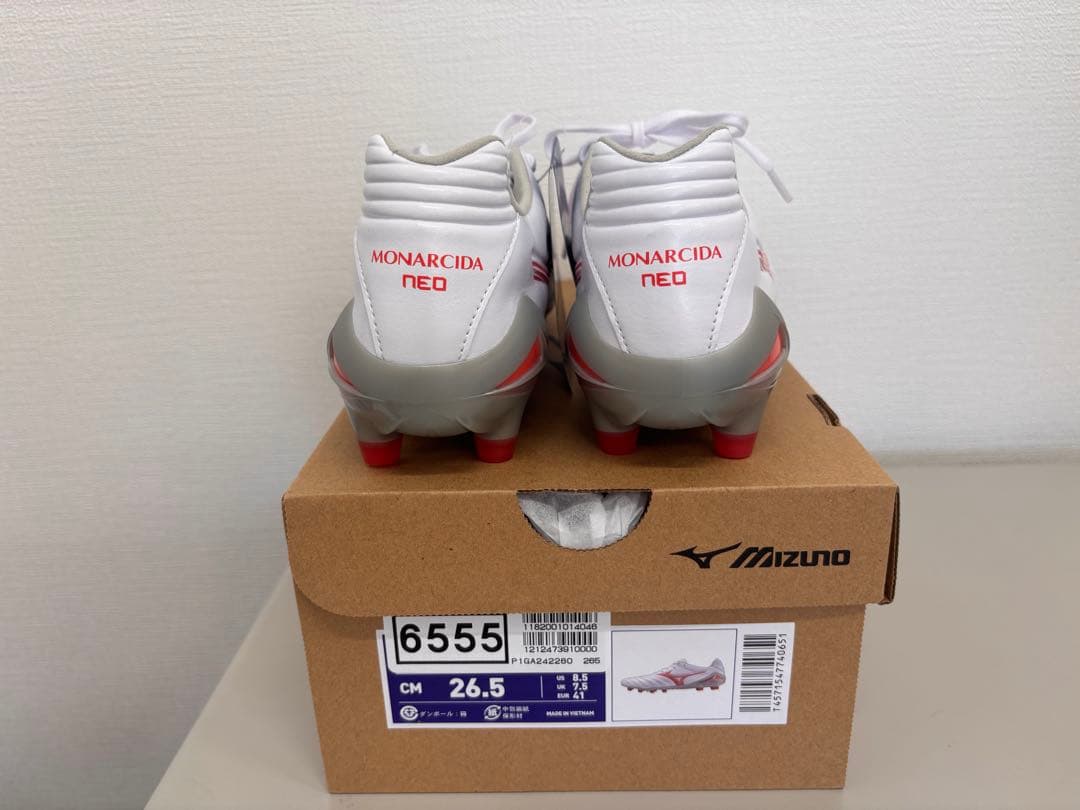 値下！新品ミズノ MONARCIDA NEO3 PRO サッカースパイク26.5