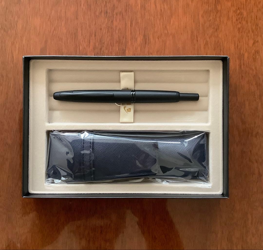 PILOT パイロット万年筆 キャップレス マットブラック EF(極細字)