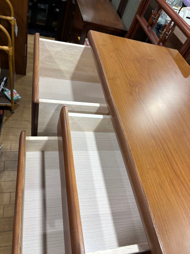 T76 木製チェスト