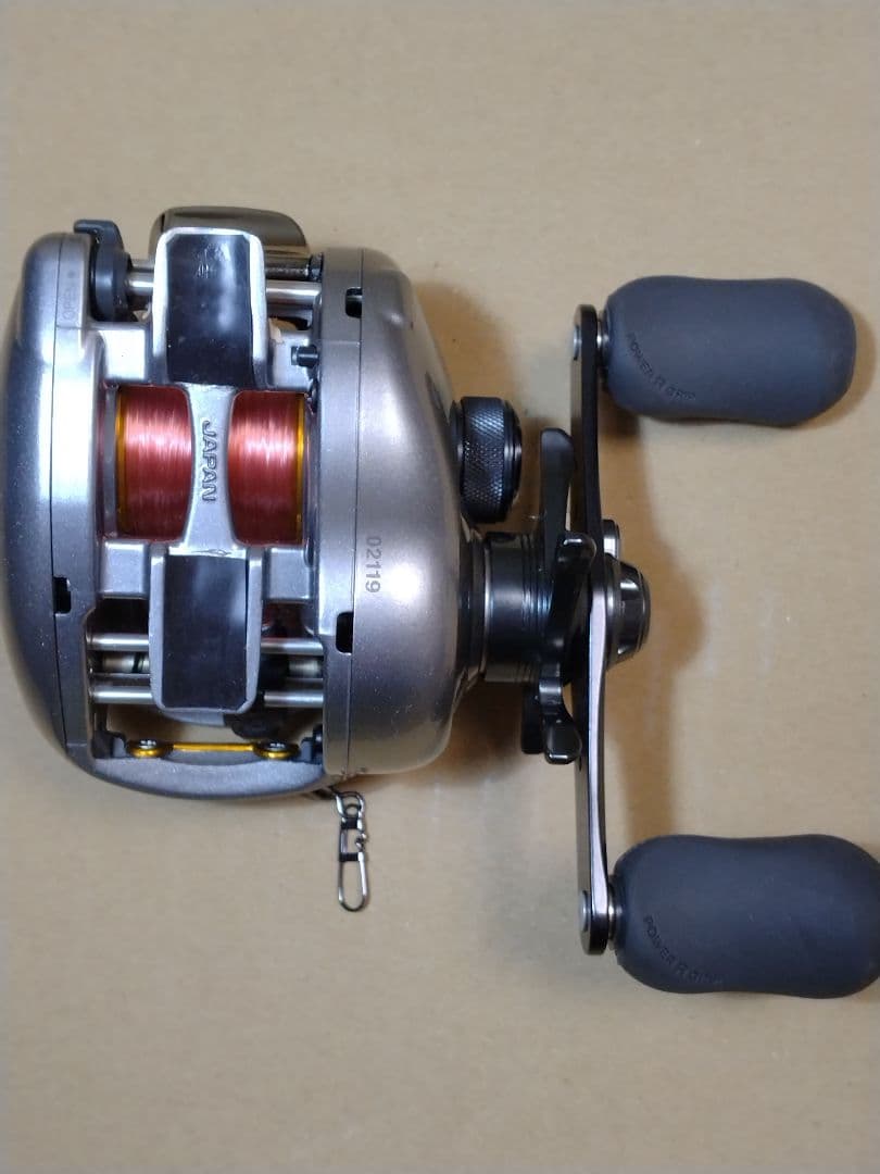 中古良品　シマノ 07メタニウムMg7 右ハンドル