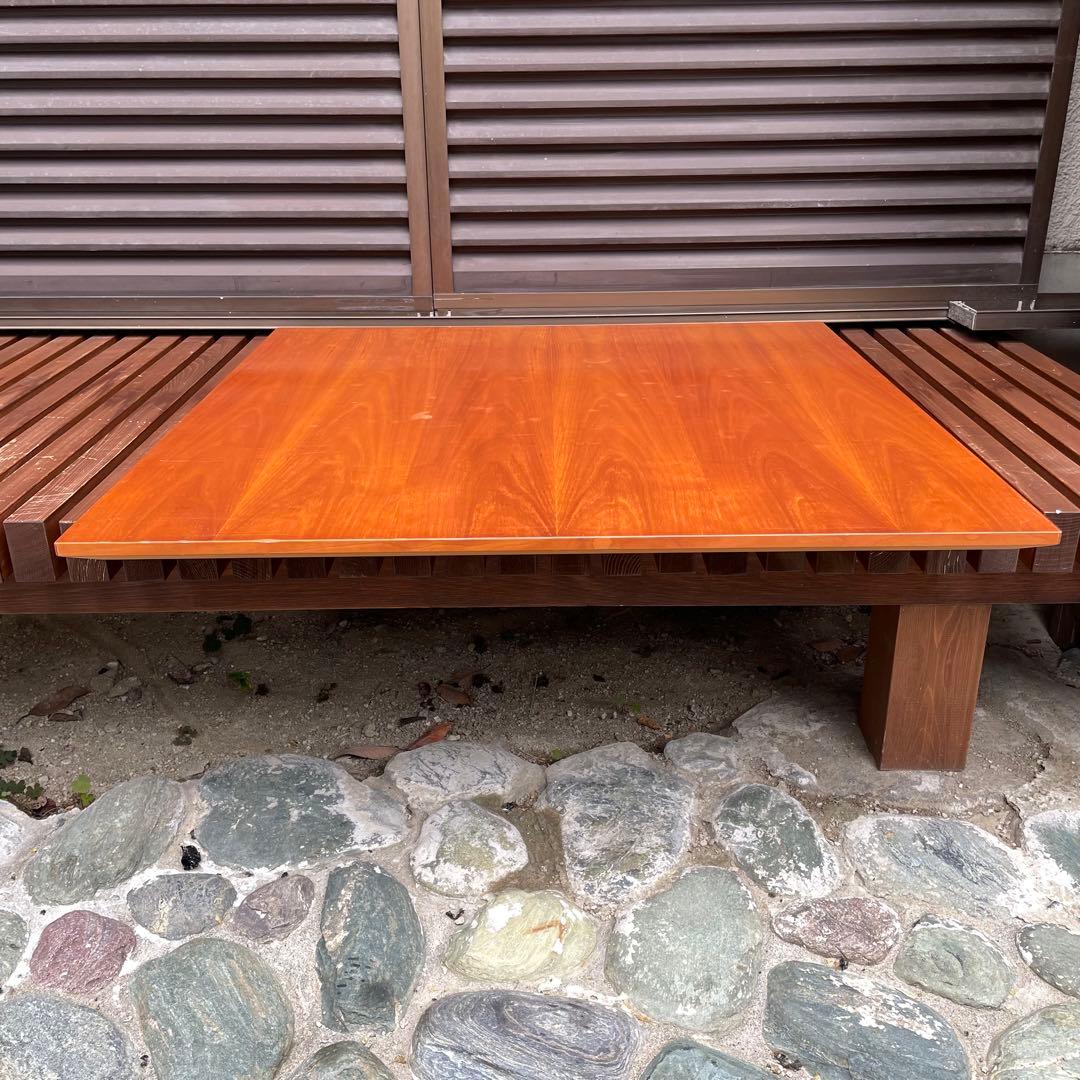 フレデリシア　ナナディツエル　トリニダード・トバゴテーブル小　ウェグナー 北欧②