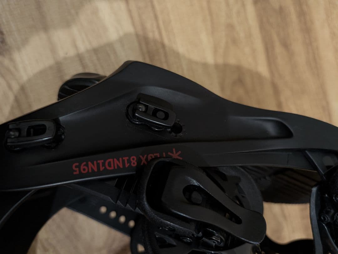 FLUX XF サイズＭ−Ｌ ビンディング