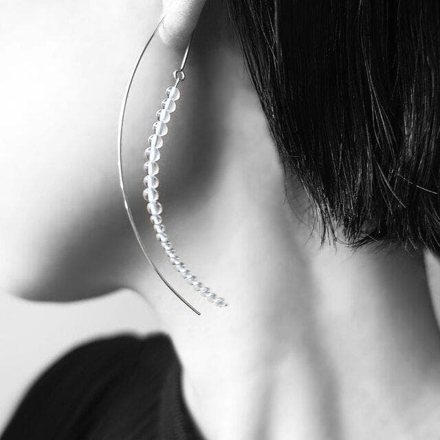 クリスタルピアス（ブラックゴールド）