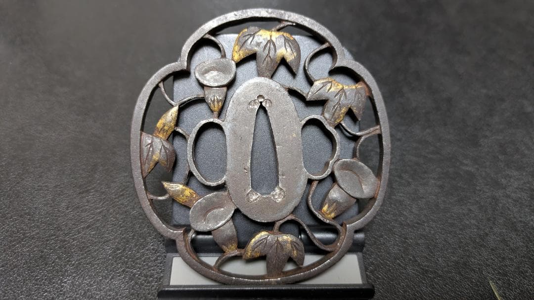 カ*ズ様 無銘：朝顔の図 鉄鍔