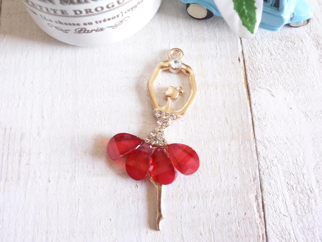 【即購入OK】　( #4733)　赤　バレエ　大　バレリーナ　チャーム
