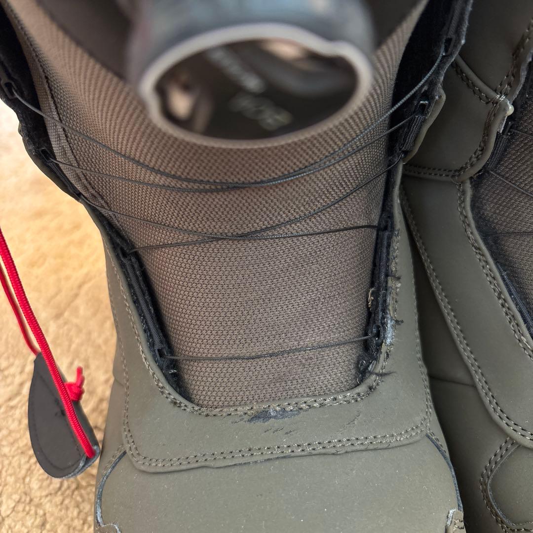 超美品 2024 zuma ダイヤル式 スノーボードブーツ 26cm