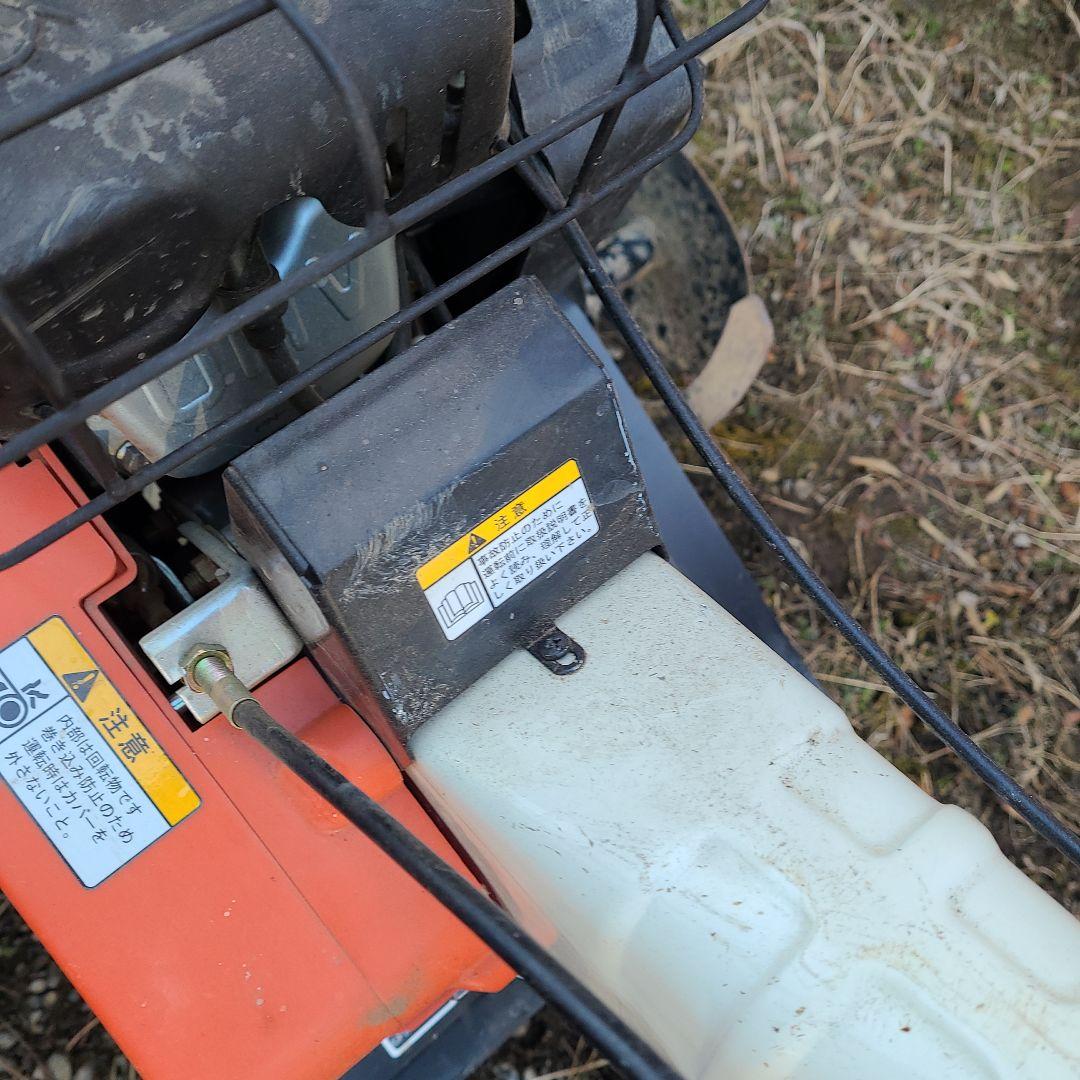 コンパクト耕運機 ガソリンエンジン搭載