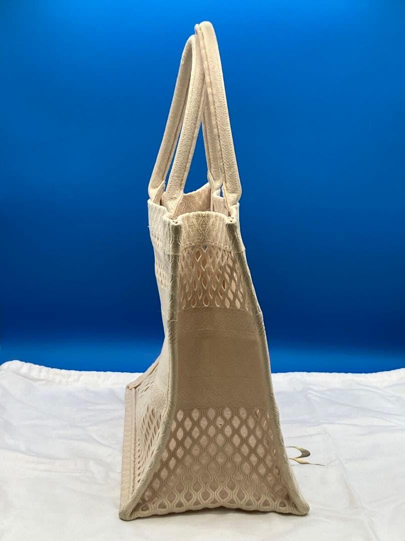 クリスチャン ディオール ブックトート ミディアムメッシュ アイボリー