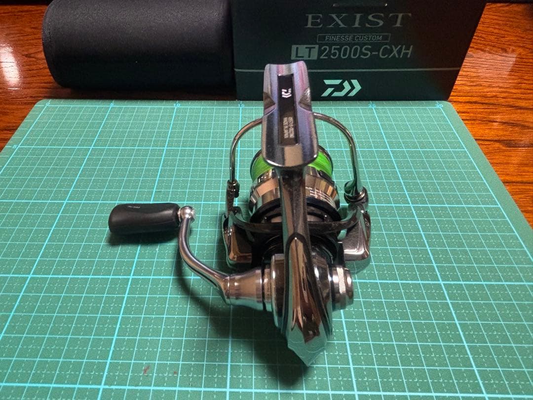 Daiwa 18イグジストFC LT2500S-CXH