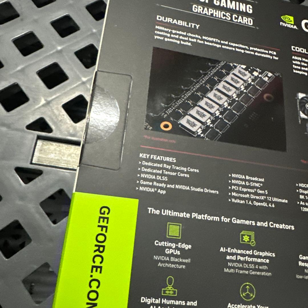 ASUS GeForce RTX 5060 Ti 16GB OC 新品