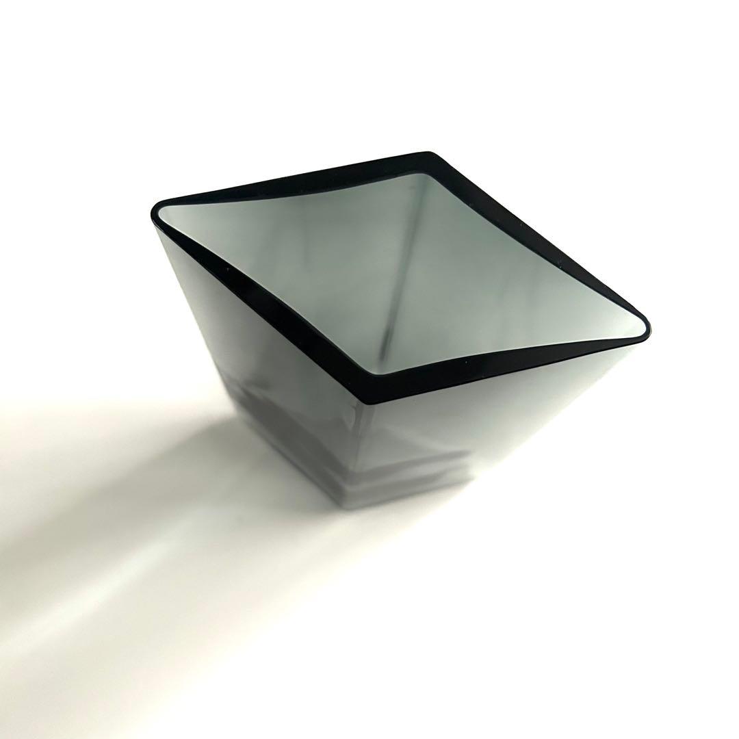 新品  イッタラ ルーツ グレー ベース 花瓶 ガラス アアルト