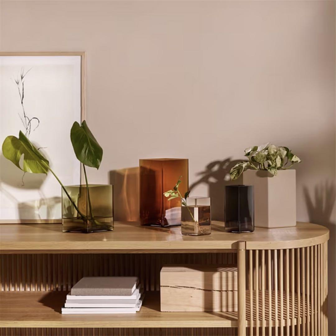 新品  イッタラ ルーツ グレー ベース 花瓶 ガラス アアルト