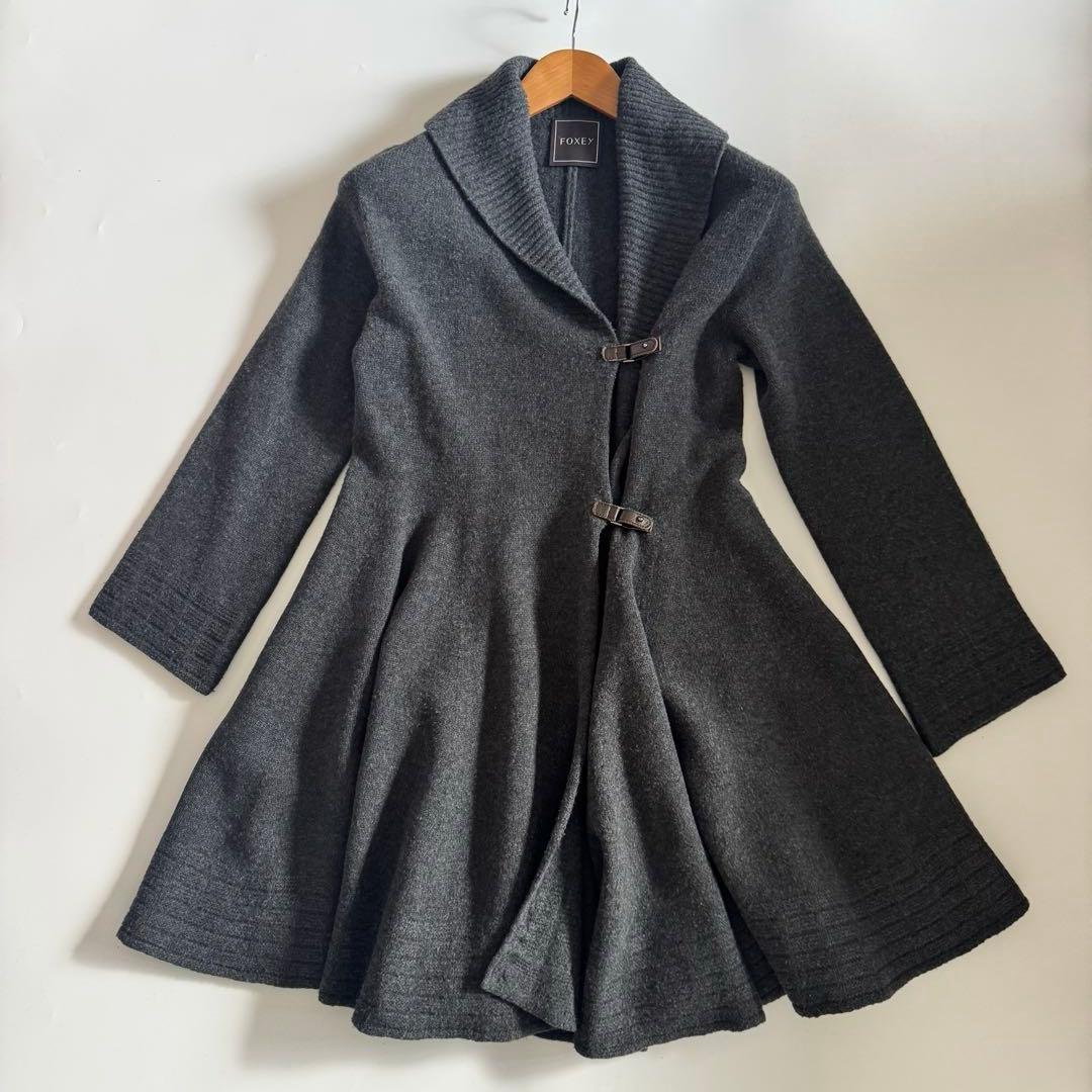 定価17万　フォクシー ドミニク プリンセスライン フレアニットコート グレー