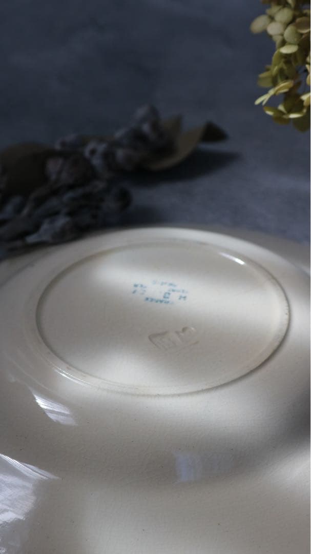 ショワジー ル ロワ フランス アンティーク 大輪ばらモチーフのお皿