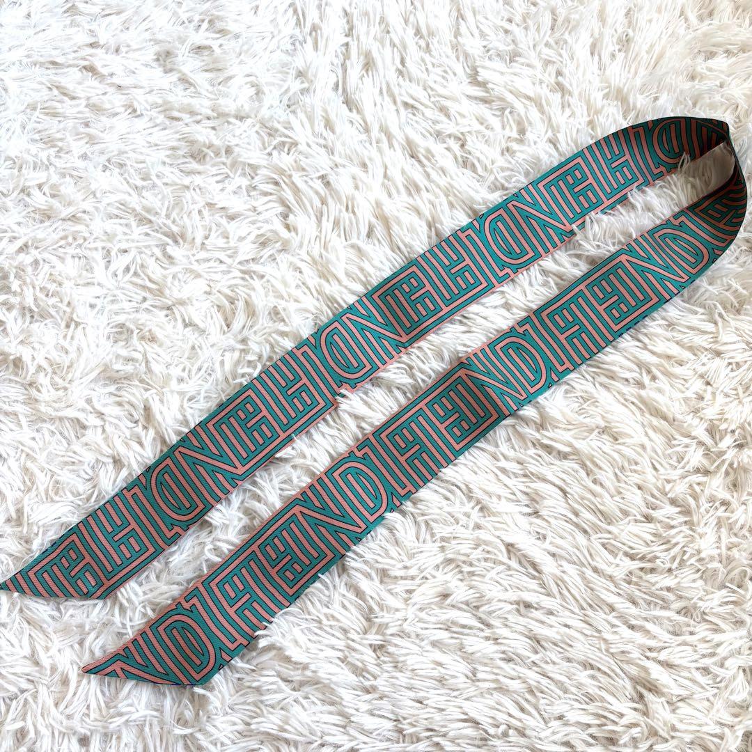 美品⭐︎フェンディ⭐︎ロゴ入りスカーフラッピー グリーン×ブルー×ピンク