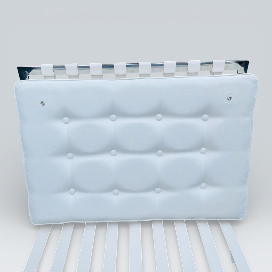 【最終価格】バルセロナチェア ホワイト リプロダクト デザイナーズチェア