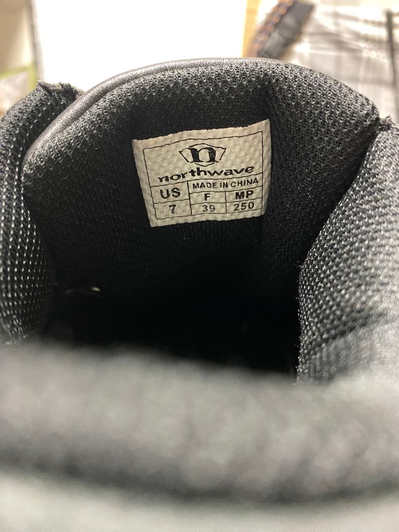 northwave ハイカットスニーカー ブラック／ホワイト別注モデル‼️25cm